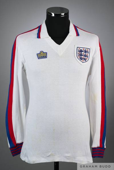 tony_currie_1978_england_match_worn_shirt_a.jpg