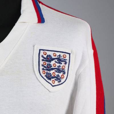 tony_currie_1978_england_match_worn_shirt_c.jpg