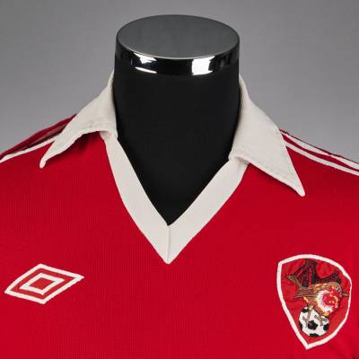 bristol_city_1979_umbro_shirt_f.jpg