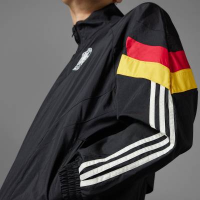 germany_2024_adidas_originals_track_top_d.jpg