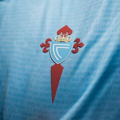 celta_de_vigo_24_25_hummel_home_kit_c.jpeg