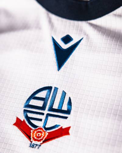 bolton_wanderers_24_25_macron_home_kit_d.jpeg