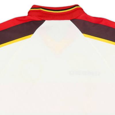 1997_98_nagoya_grampus_eight_away_shirt_f.jpg