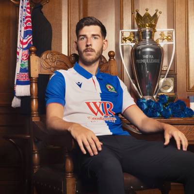 blackburn_rovers_24_25_macron_home_kit_d2.jpg