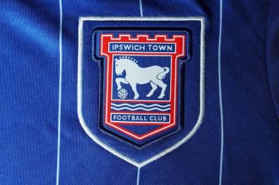 ipswich_town_24_25_umbro_home_kit_e.jpg