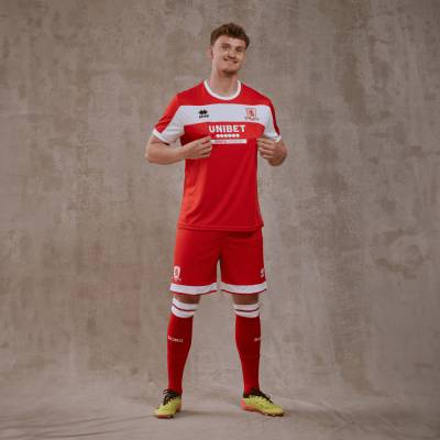 middlesbrough_24_25_errea_home_kit_5.jpg