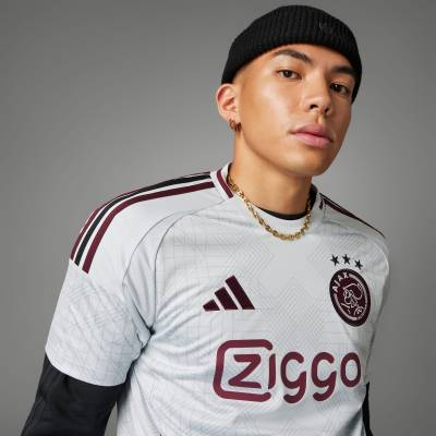 ajax_24_25_adidas_third_kit_c1.jpg