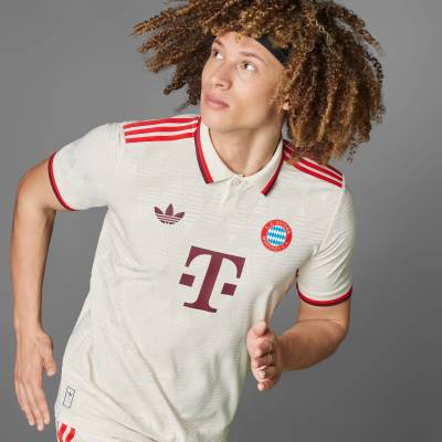 bayern_munich_24_25_adidas_third_kit_c1.jpg