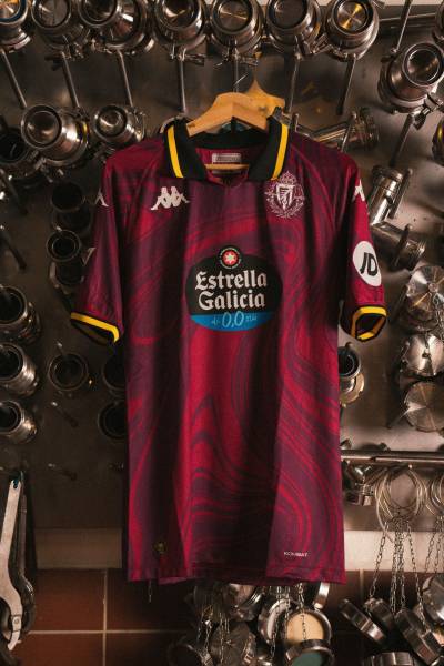 real_valladolid_24_25_kappa_third_kit_a.jpg