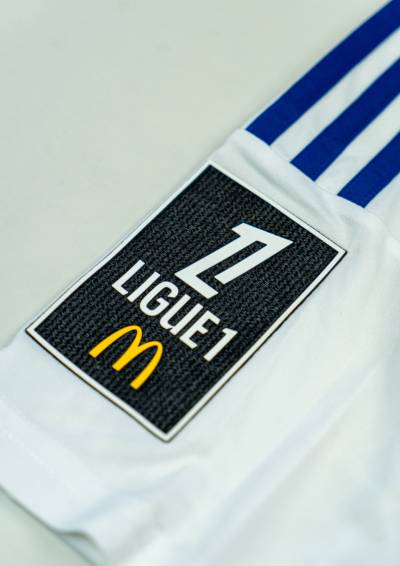 strasbourg_24_25_adidas_away_kit_c3.jpg