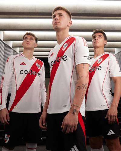 river_plate_24_25_adidas_home_kit_b.jpg