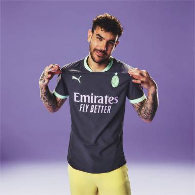 ac_milan_24_25_puma_third_kit_7.jpeg