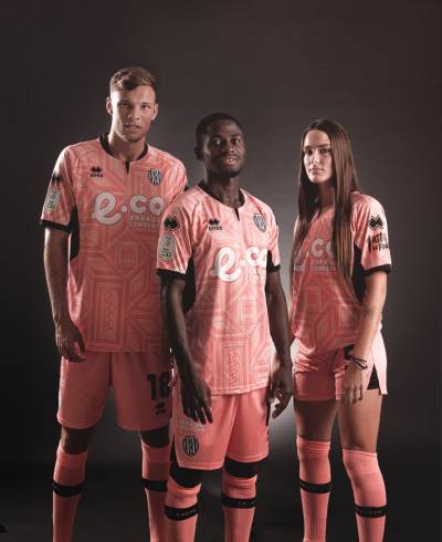 cesena_24_25_errea_third_kit_a.jpg