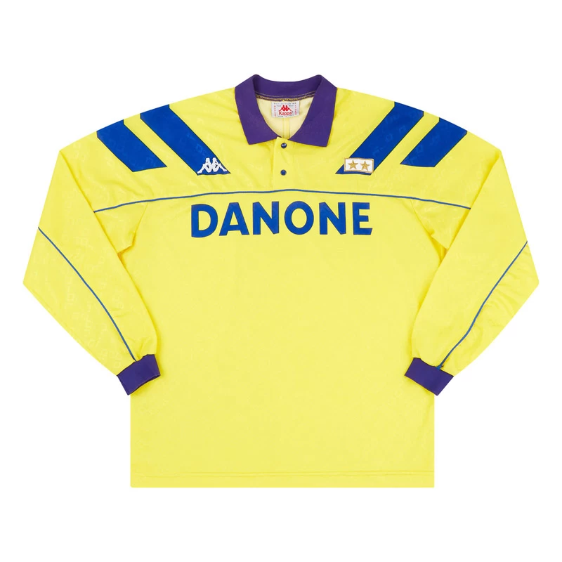 Juventus 1992-94 Kappa Away Shirt