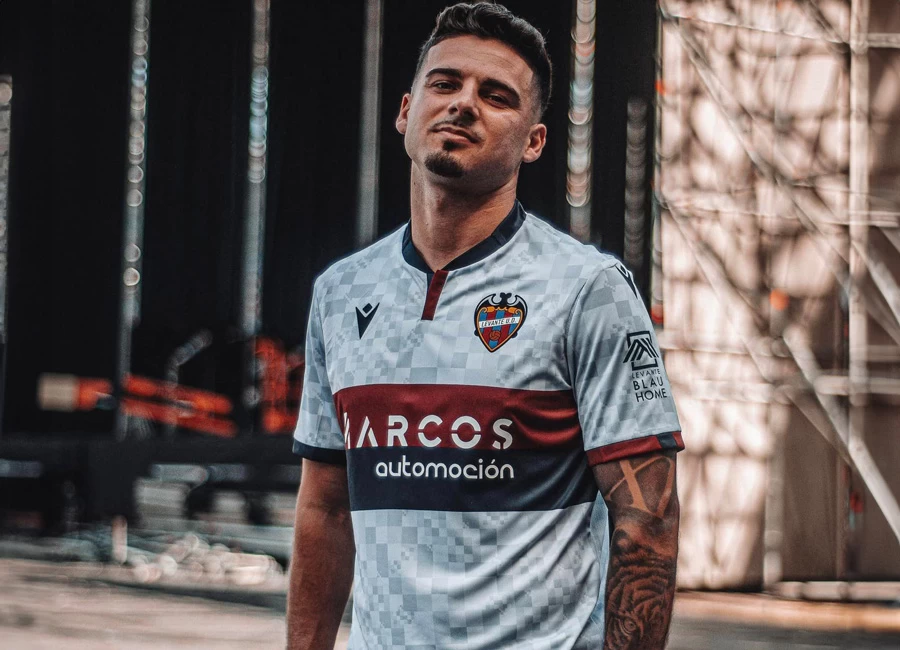 Levante UD 24/25 Macron Third Kit