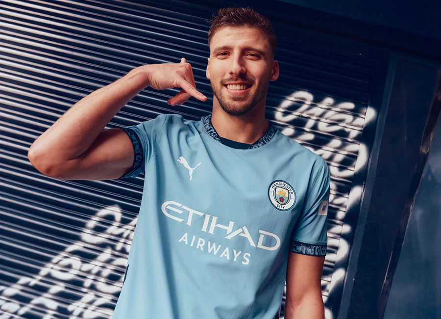 Manchester City 24/25 Puma Home Kit