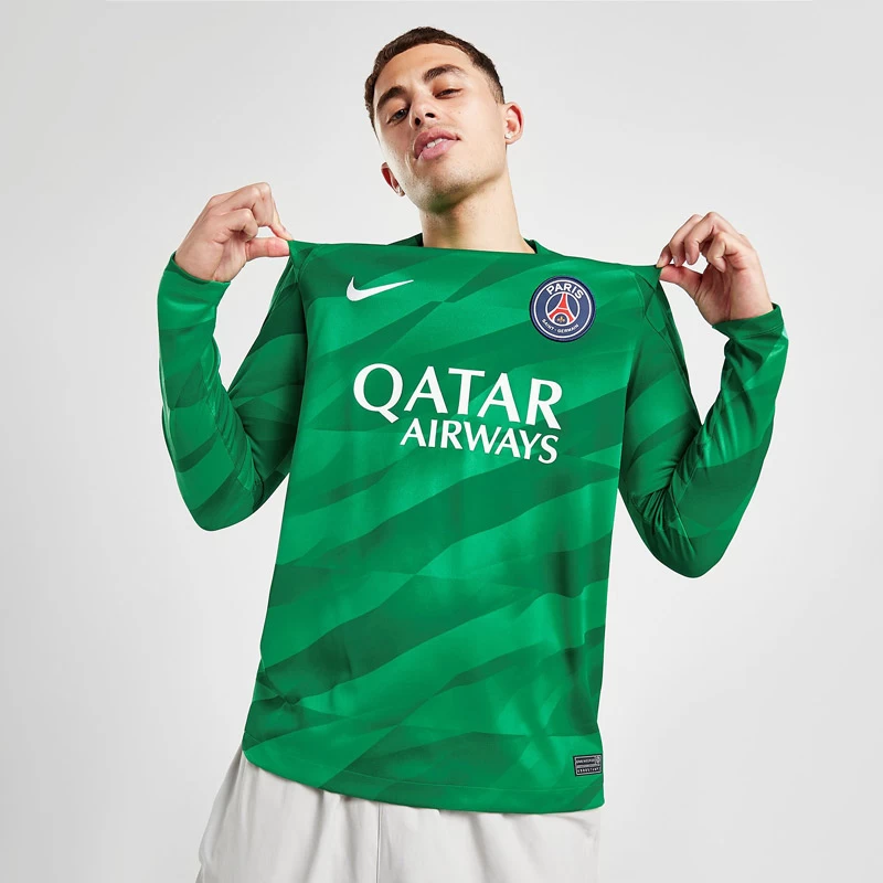 Nike Paris Saint-Germain 2023/24 Goalkeeper Shirt