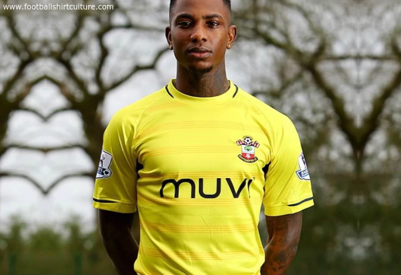 Southampton 14/15 Third Football Shirt