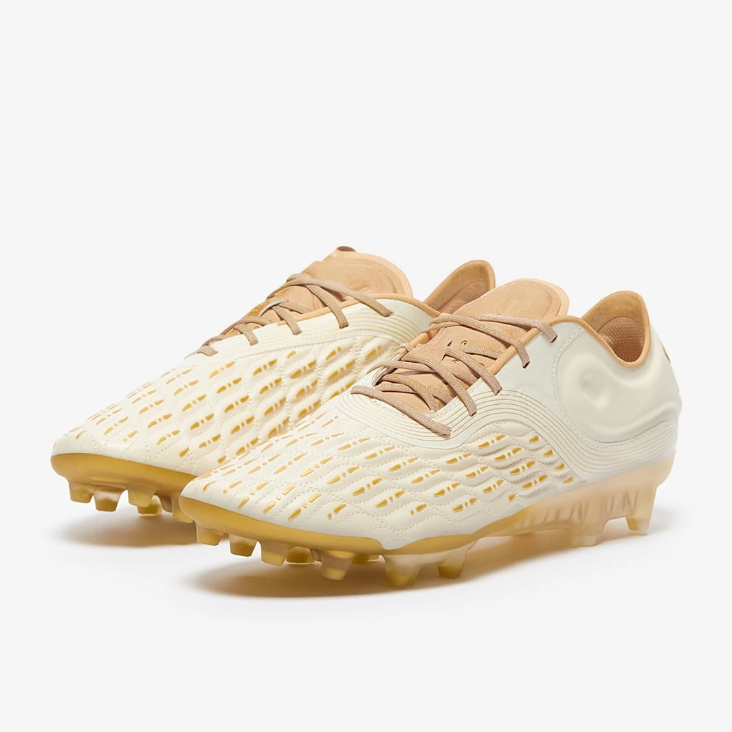 Under Armour Clone Magnetico Elite 3.0 FG - Ivory Dune / Brownstone / Metallic Gold